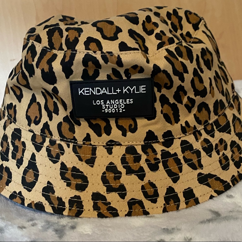 Kendal and Kylie bucket hat